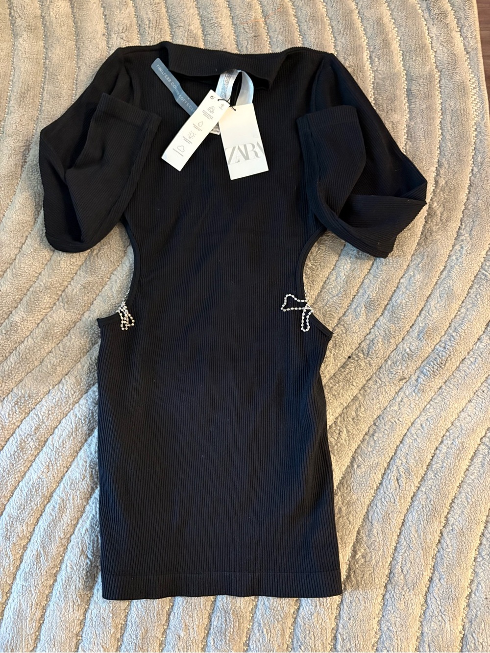 🖤Zara Ribbed Bodycon Cutout Mini Dress NWT Black Rhinestone Detail M/L - Picture 5 of 7